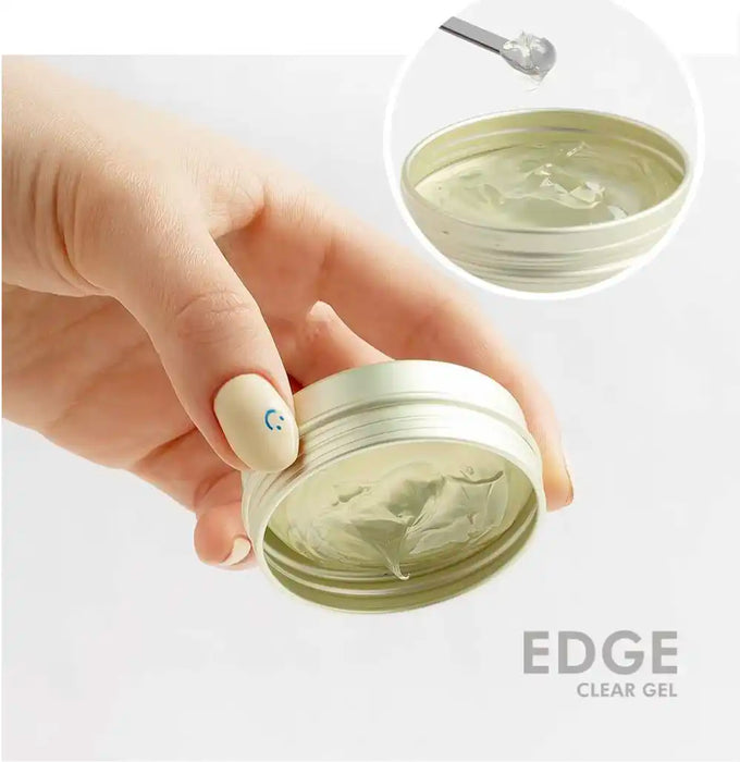 Jello JELLO Edge Clear Gel, a versatile and high-quality chrome application gel, offers a non-wipe structure and nuanced finish for captivating structure art. The 25 ml capacity container provides ample product for various chrome, Shopify, and DIY projects, catering to the needs of creative enthusiasts and professionals alike.