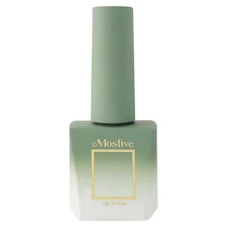 Elegant and captivating, the Mostive Muesli Muse Collection (MCS041-50) showcases a delicate syrup palette that seamlessly transitions from summer to autumn. Encased in a sophisticated exterior box, this full set of 10 gels offers a diverse range of shades to complement any mood or occasion. Mostive, the renowned brand known for its innovative nail care solutions, presents this alluring collection, perfect for those seeking to elevate their manic