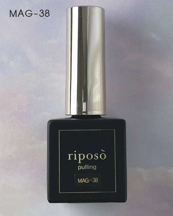 Detailed image of a black and silver bottle labeled "riposo pulling MAG-38", showcasing the Shopify product "RIPOSO Pulling Layered Collection 5pcs/set" with transparent, layerable magnet gels for versatile and magical nail designs.