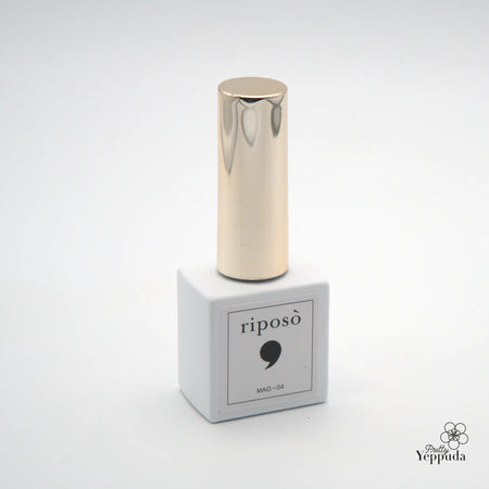 Elegant and shimmering iridescent gel polish bottle for the RIPOSO Pulling Summer Shopify product, showcasing its high-quality, long-lasting finish and unique magnetic effect. This alt text emphasizes the captivating visual appeal and exceptional performance of this premium nail care offering from the RIPOSO brand.