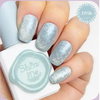 Detailed image of a hand showing silver and white nail polish with the "Show me" brand logo. The nail polish appears to have a textured, threaded pearl-like effect and a cateye glitter finish, showcasing the key features of this Shopify product.