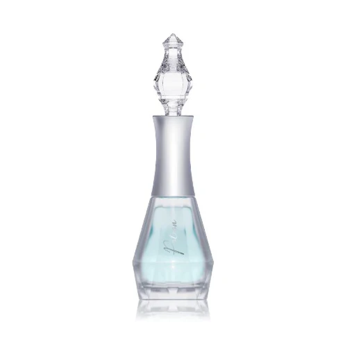 The DGEL Marine Potion bottle is elegantly designed with a tall, slender shape and a clear glass body that showcases the vibrant blue-green liquid within. The tapered neck and intricately detailed glass stopper add a touch of sophistication, perfectly complementing the product's luxury skincare positioning. This captivating image highlights the DGEL brand's commitment to delivering high-quality, nourishing nail care solutions.
