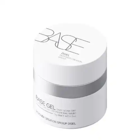 A thick, self-leveling DGEL pumping base gel that ensures a dust-free manicure, with a thicker viscosity for use as an overlay, curing in 60 seconds under UV/LED light.