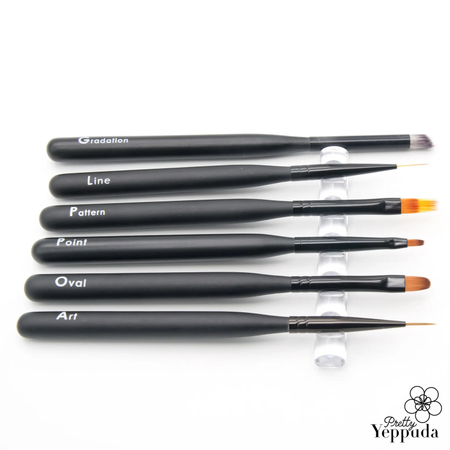 Detailed image of a set of 6 flexible artist brushes with different tip shapes and sizes, including gradient, line, pattern, point, oval, and art brushes, perfect for precision work and versatile painting tasks on this JELLO JELLO Flexible Brush Set Shopify product offering.