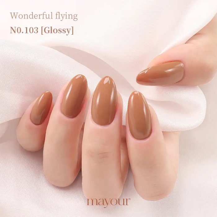 Wonderful flying nails in a glossy finish, part of the MAYOUR Wonderful Flying Collection, elevating your manicure to new heights with a diverse range of autumn-inspired shades that capture the essence of a whimsical hot air balloon adventure.