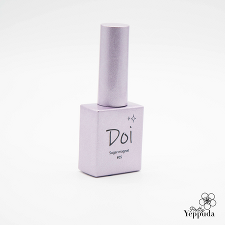 Elegant lilac-colored bottle of Nailbayo DOI Sugar Magnet Gel, showcasing sleek design with 'DOI' and 'Sugar magnet' text, part of a 6-piece collection for creating stunning magnetic nail art effects, inspired by Korean nail artistry